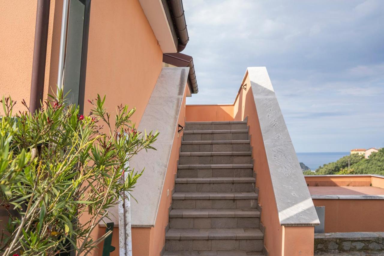 セストリ・レヴァンテ016 - Casa Tranquilla Vista Mare, Pace E Natura - 10 Minuti Dalla Spiaggiaアパートメント エクステリア 写真